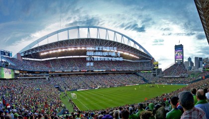 2025客家杯国际足球超级挑战赛揭幕 全球八强聚岭南开启绿茵盛宴