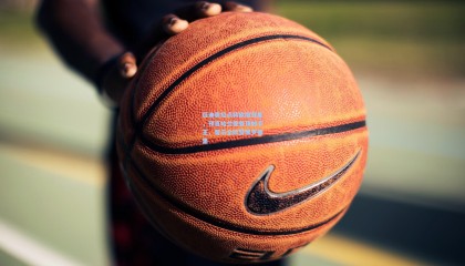 瓜迪奥拉点将欧冠双星，预言哈兰德登顶射手王，警示全欧警惕罗德里